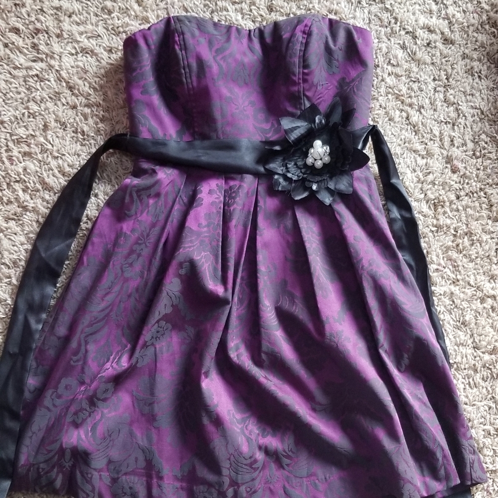 Strapless dress